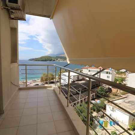 Apartmán With View