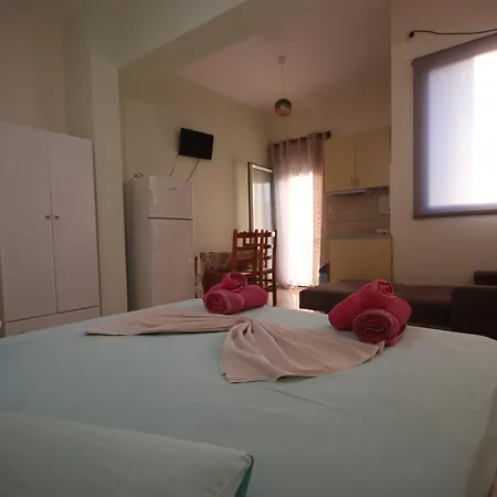 With View Lejlighed Himarë