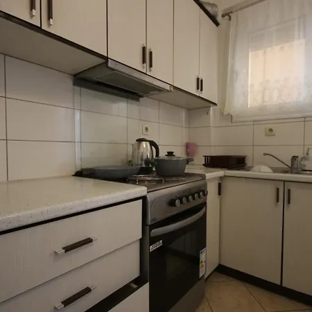 With View Apartmán Himarë