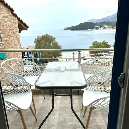 Apartment With View *